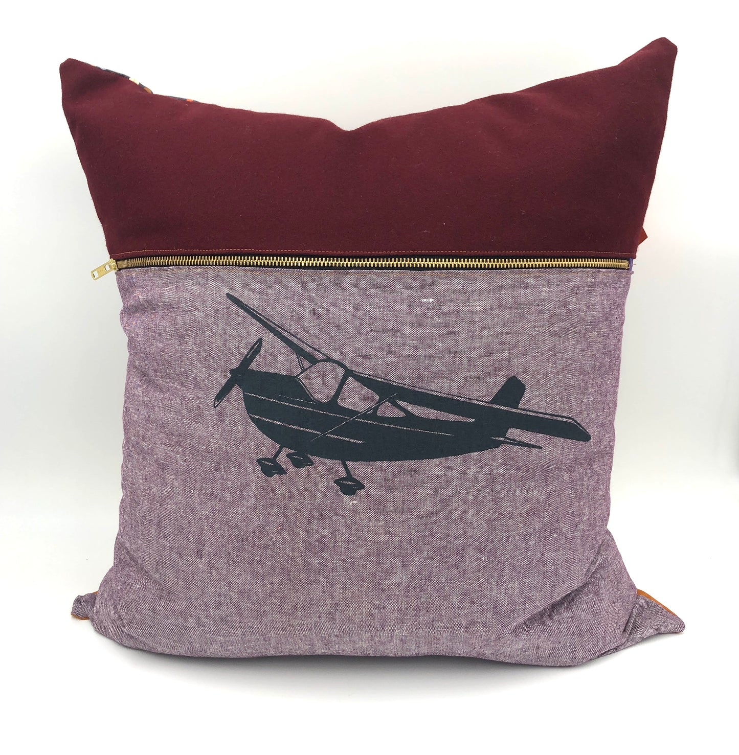 
                  
                    Swale Pillow :: Cessna on Lavender Woven
                  
                