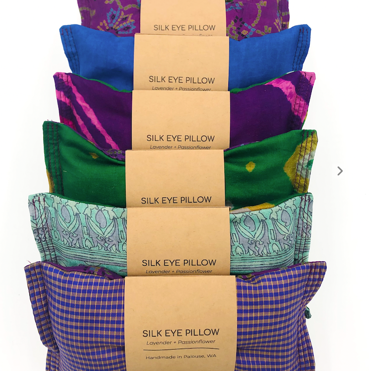 
                  
                    Silk Eye Pillow :: Lavender/Passionflower
                  
                
