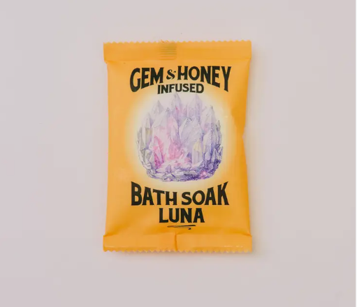 
                  
                    LUNA Mineral Bath Soak
                  
                